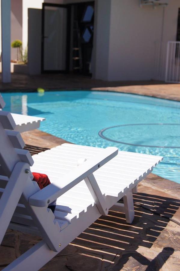 The Hedge Guesthouse Kuruman Eksteriør billede